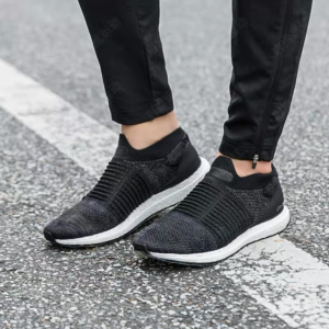 Giay Adidas Ultra Boost Laceless 'Core Black' BB6311