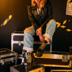 Giay Dr.Martens Jayden Max 'Black' 25566001