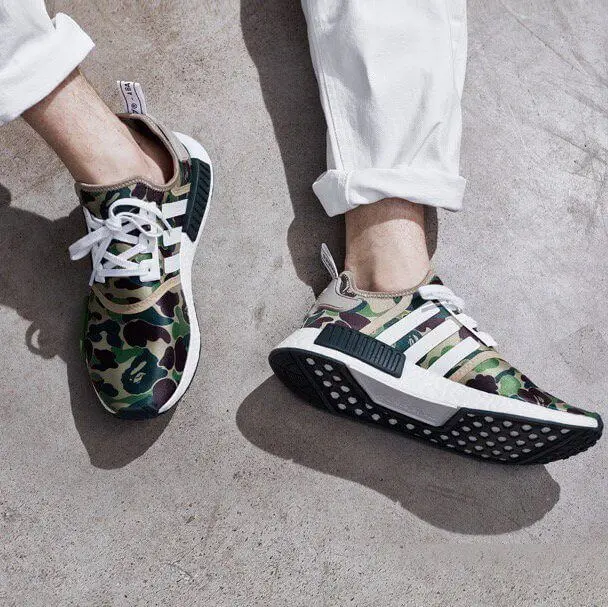 Alternative view of Giày Adidas NMD R1 Bape Olive Camo BA7326