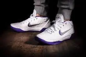 Alternative view of Giày Nike Kobe AD Mid 'Baseline' 922482-100