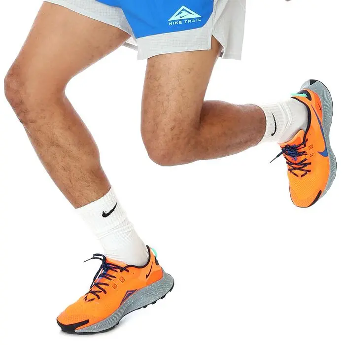 Alternative view of Giày Nike Pegasus Trail 3 'Total Orange' DA8697-800