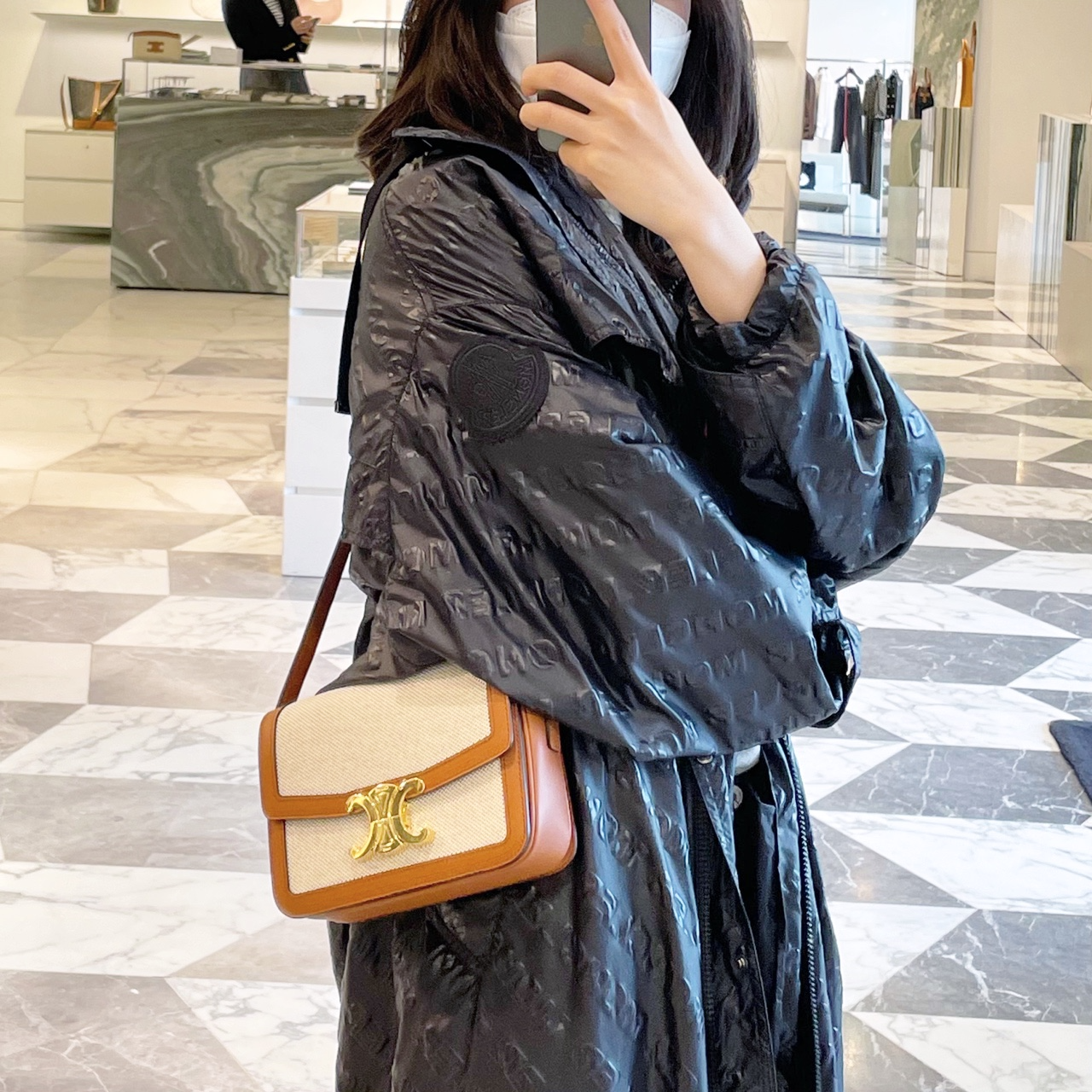 Túi Celine Teen Triomphe 'Tan White' 188882BGI-04LV - Ảnh 4