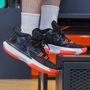 Giay Nike Jordan Zion 1 PF 'Bloodline' DA3129-006