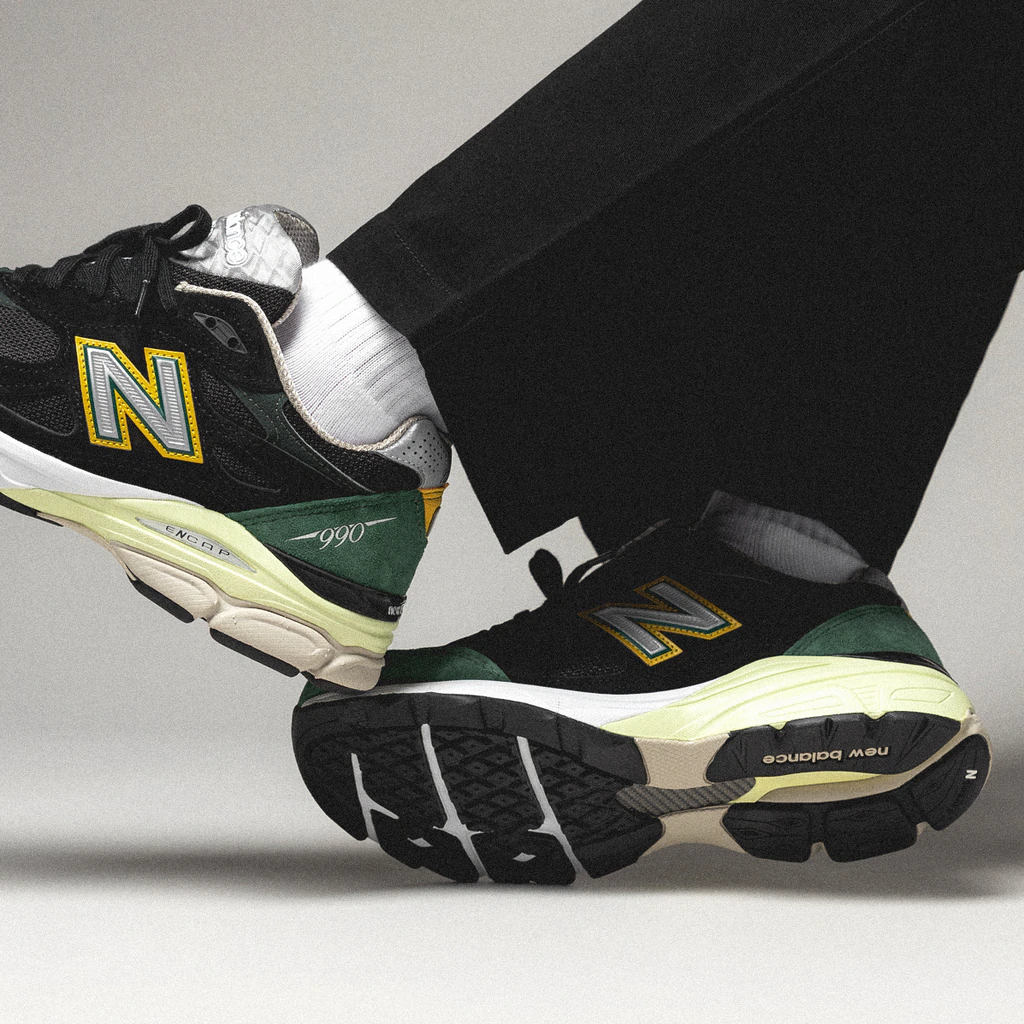 Giày New Balance 990v3 Black Green Yellow M990CP3 - Ảnh 3