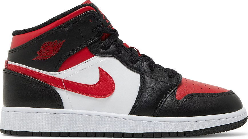 Giày Nike Air Jordan 1 Mid 'Black Fire Red' 554725-079