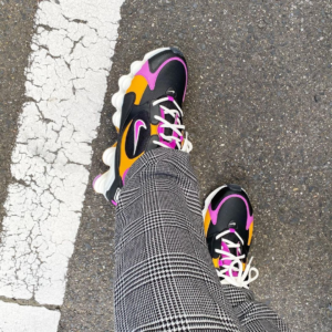 Alternative view of Giày Nike Shox Nova 'Purple' AT8046-002