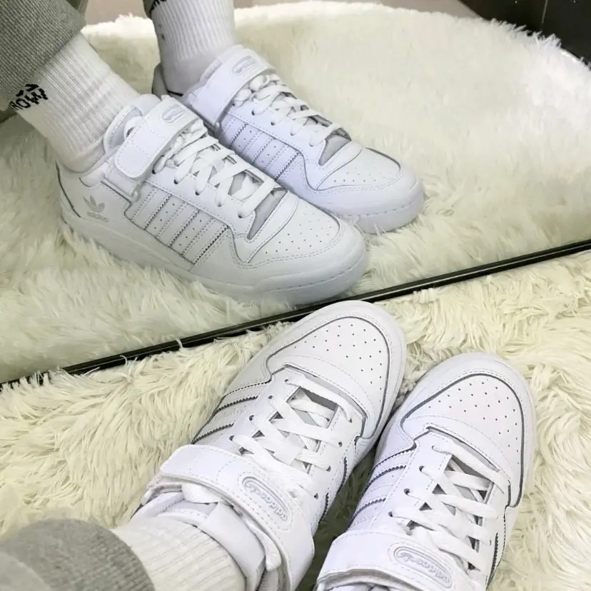 Alternative view of Giày Adidas Forum Low 'Triple White' FY7755