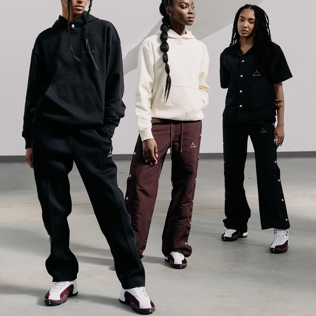 Giay Nike Air Jordan 12 x A Ma Maniere Retro 'White' DV6989-100