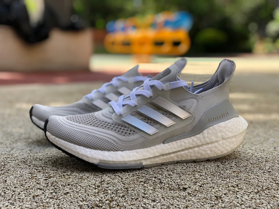 Giay Adidas Ultraboost 21 'Grey' GV7724