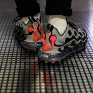 Giay Nike Air Max 720 ISPA 'Metallic Silver Black' CQ6278-001