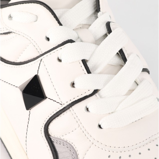 Giày Valentino One Stud Low Top Nappa White Black WY2S0E71-NWN-0N2 - Ảnh 3