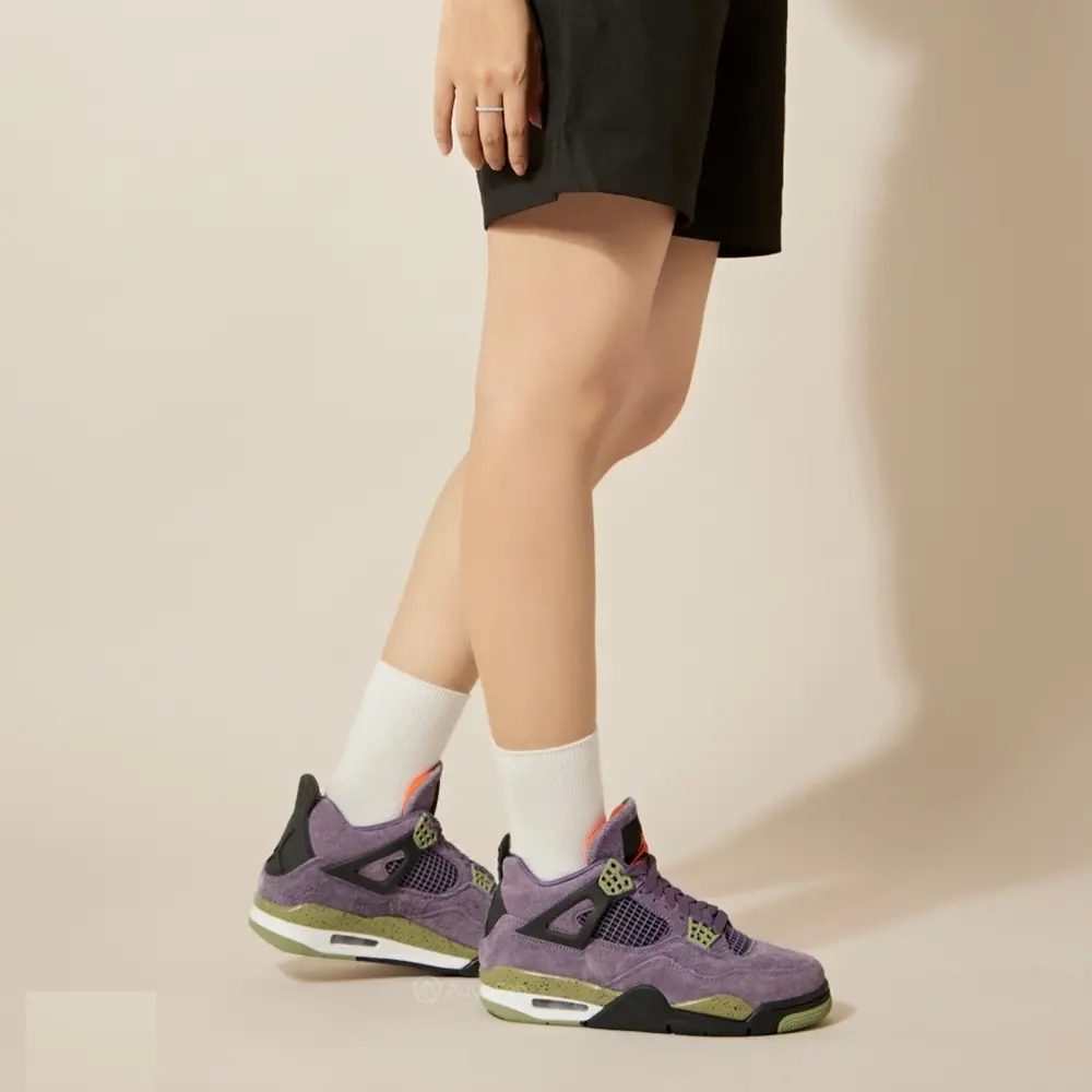 Alternative view of Giày Nike Air Jordan 4 Retro (W) 'Canyon Purple' AQ9129-500
