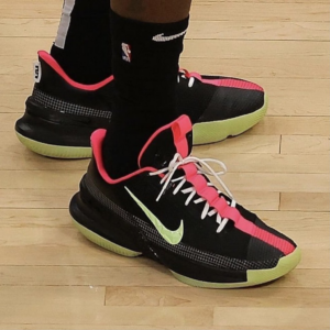 Giay Nike LeBron Ambassador 13 'Black Lime' CQ9329-001