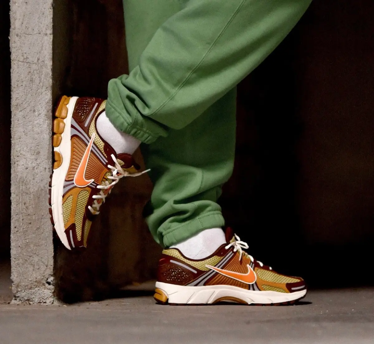 Giay Nike Air Zoom Vomero 5 'Wheat Grass' FB9149-700
