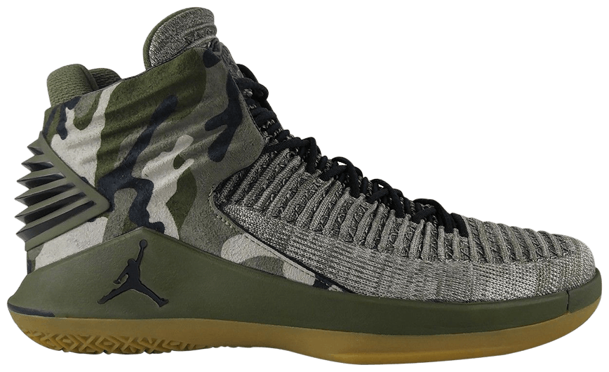 Giày Nike Air Jordan 32 'Veterans Day' AA1253-200