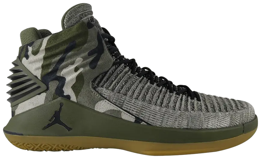 Giày Nike Air Jordan 32 'Veterans Day' AA1253-200