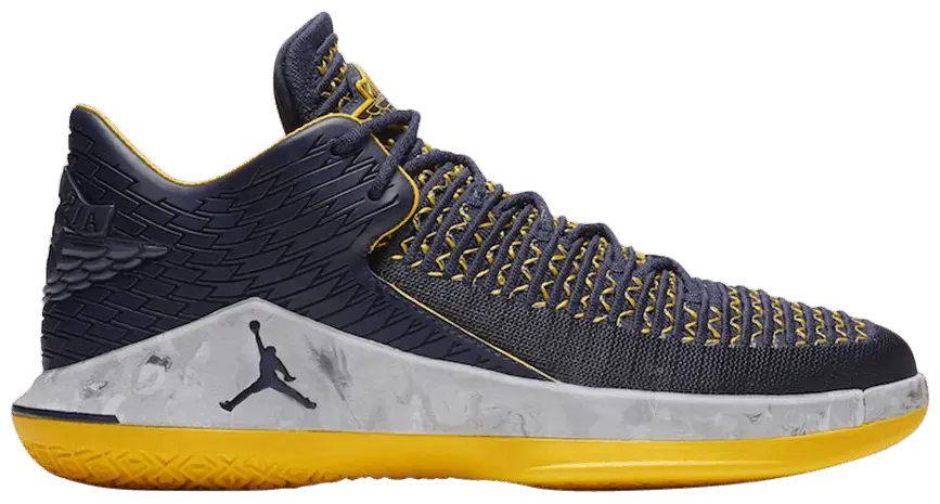 Giày Nike Air Jordan 32 Low 'Michigan Wolverines' AA1256-405