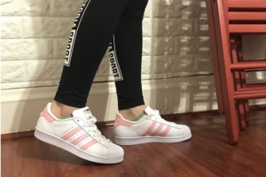 Alternative view of Giày Adidas Superstar 'White Pink' S81019