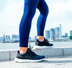 Alternative view of Giày Adidas x Parley Ultra Boost 4.0 'Deep Ocean Blue' AC7836