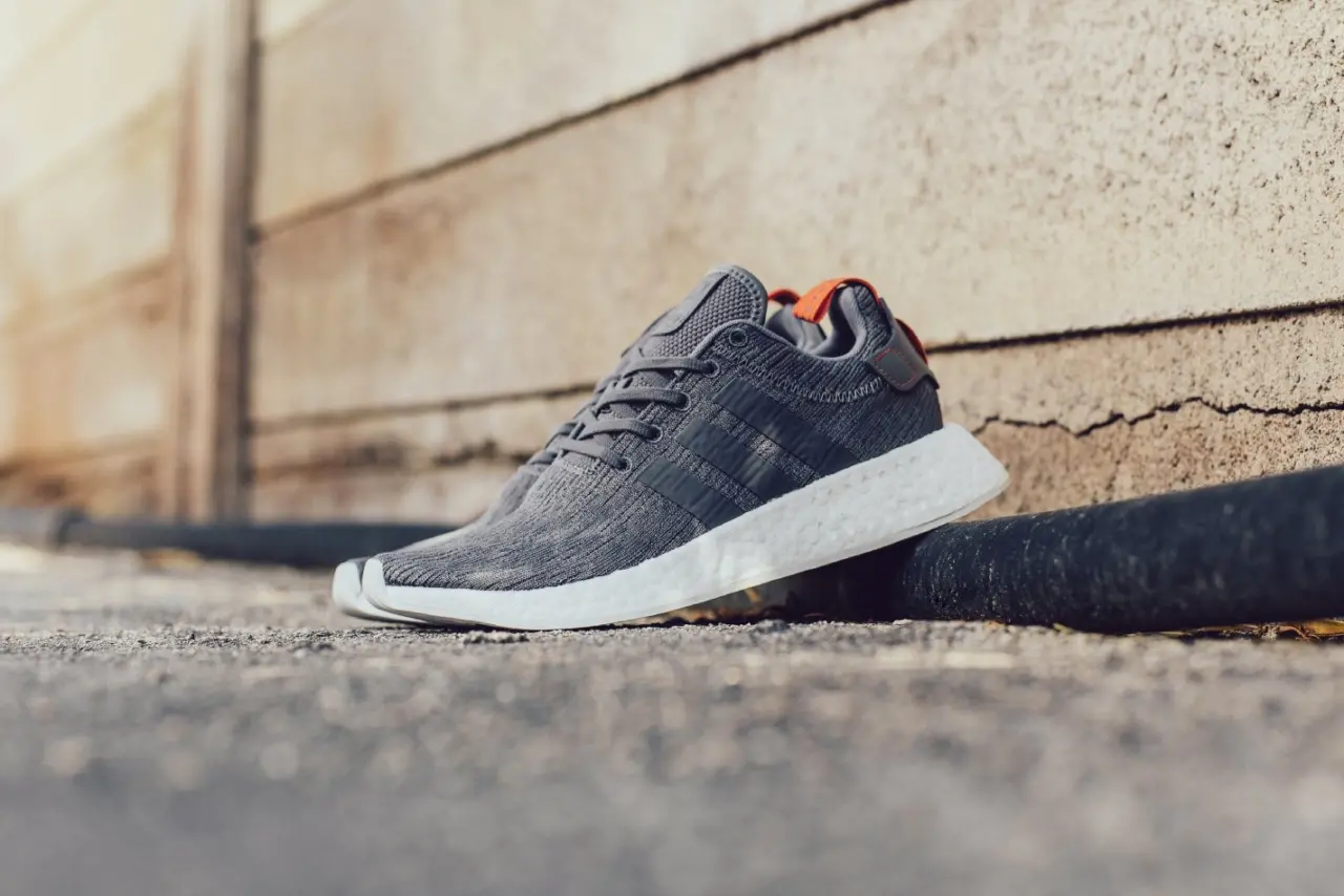 Alternative view of Giày Adidas NMD R2 'Future Harvest' BY3014