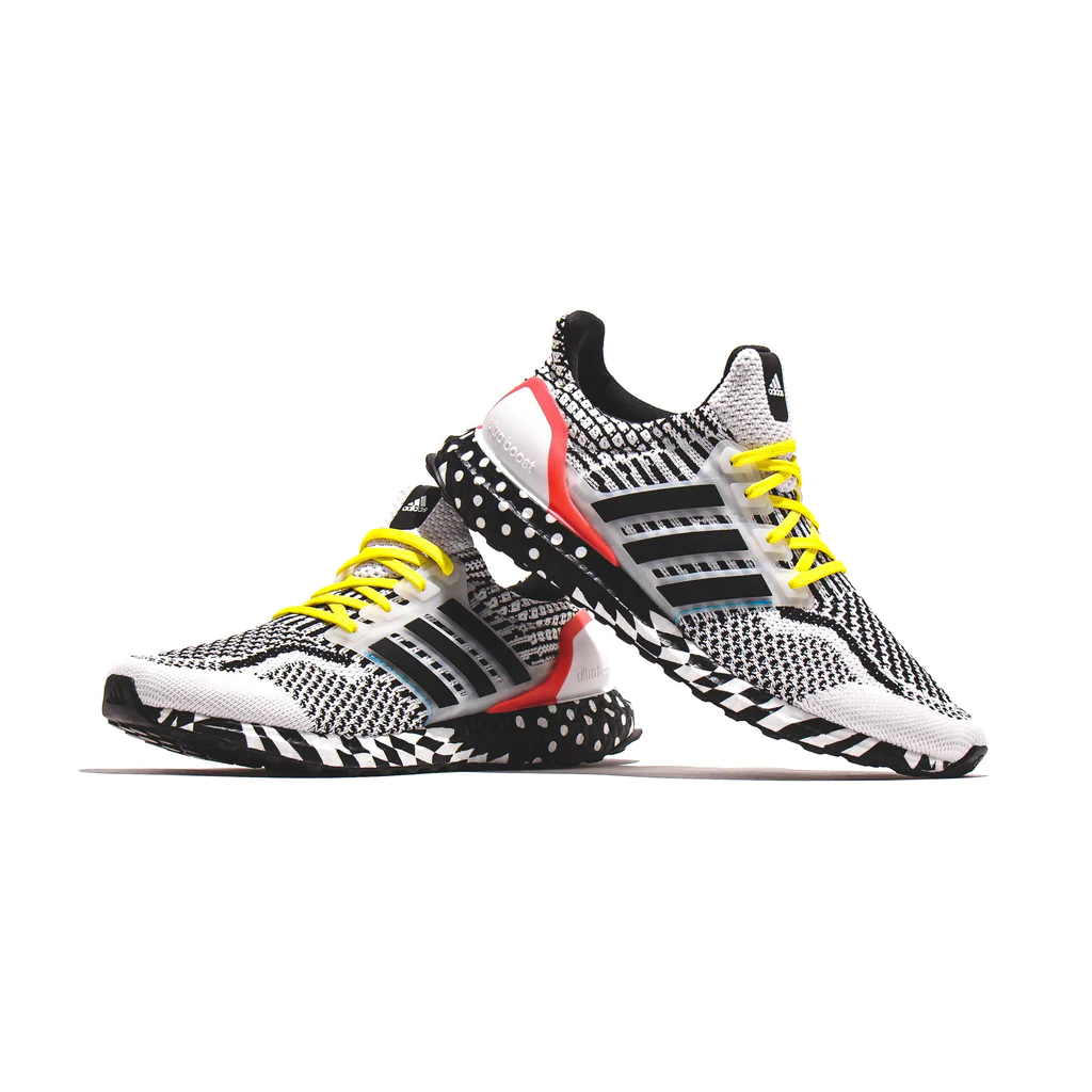 Giay Adidas UltraBoost 5.0 DNA 'Multi Pattern - White Black' GY0326