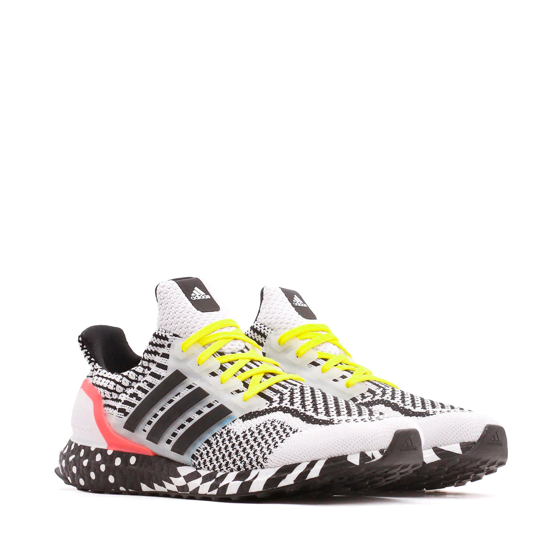 Giay Adidas UltraBoost 5.0 DNA 'Multi Pattern - White Black' GY0326