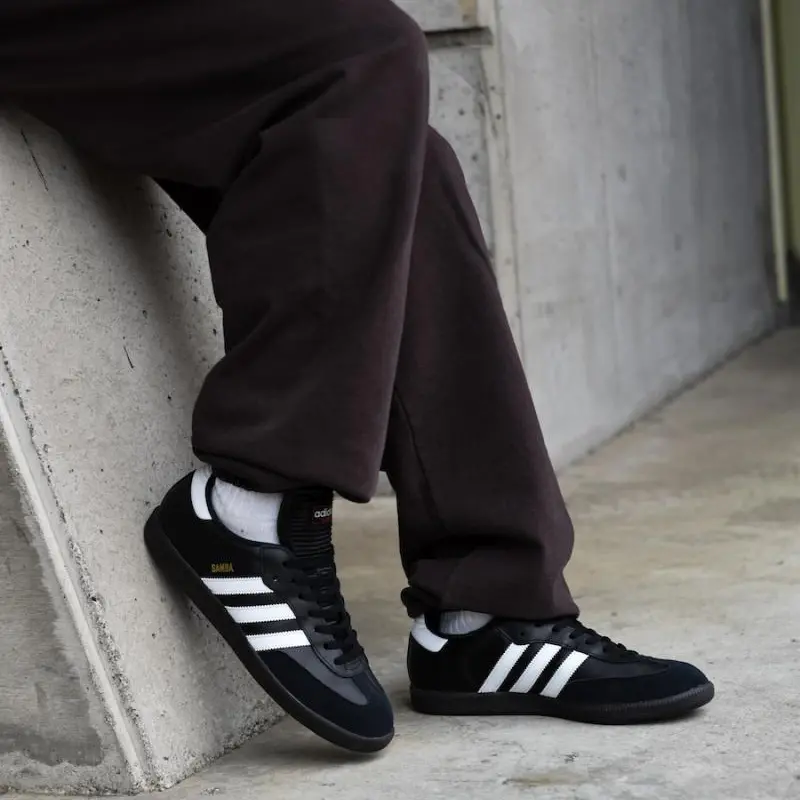 Alternative view of Giày Adidas Samba Classic 'Black Gum' 034563