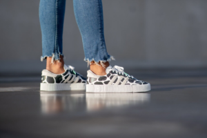 Alternative view of Giày Adidas Wmns Sambarose 'Animal Pack' FV4057