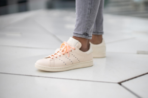 Giay Adidas Pharrell Williams x Stan Smith 'Cream' FX8003