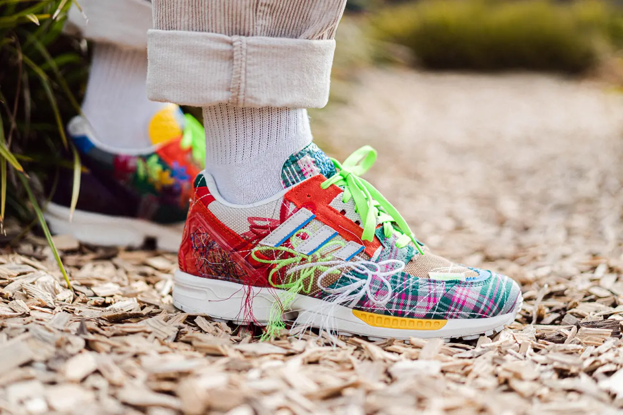 Alternative view of Giày Adidas Sean Wotherspoon x ZX 8000 'AZX Series Super Earth' GZ3088