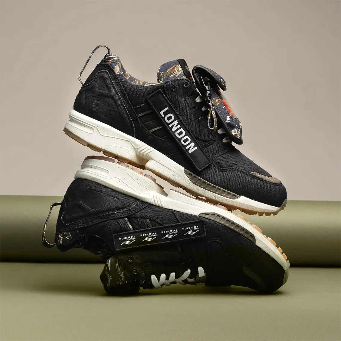 Alternative view of Giày Adidas ZX 8000 'Out There' S42592