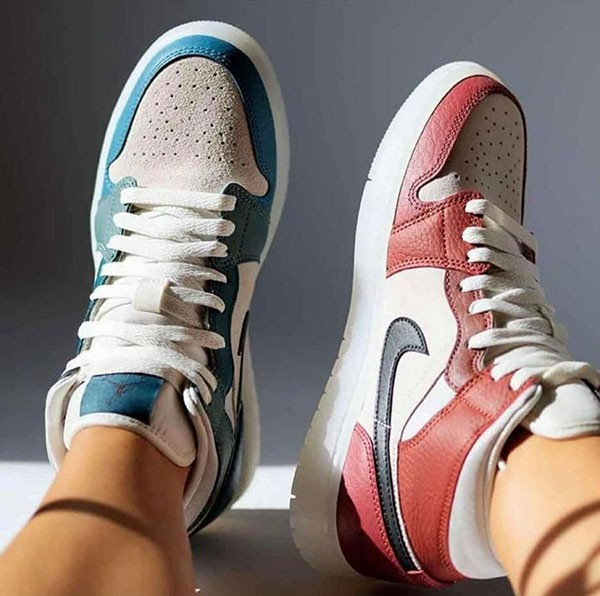 Giày Nike Wmns Air Jordan 1 Mid 'Anti Gravity Machines' DM9601-200 - Ảnh 2