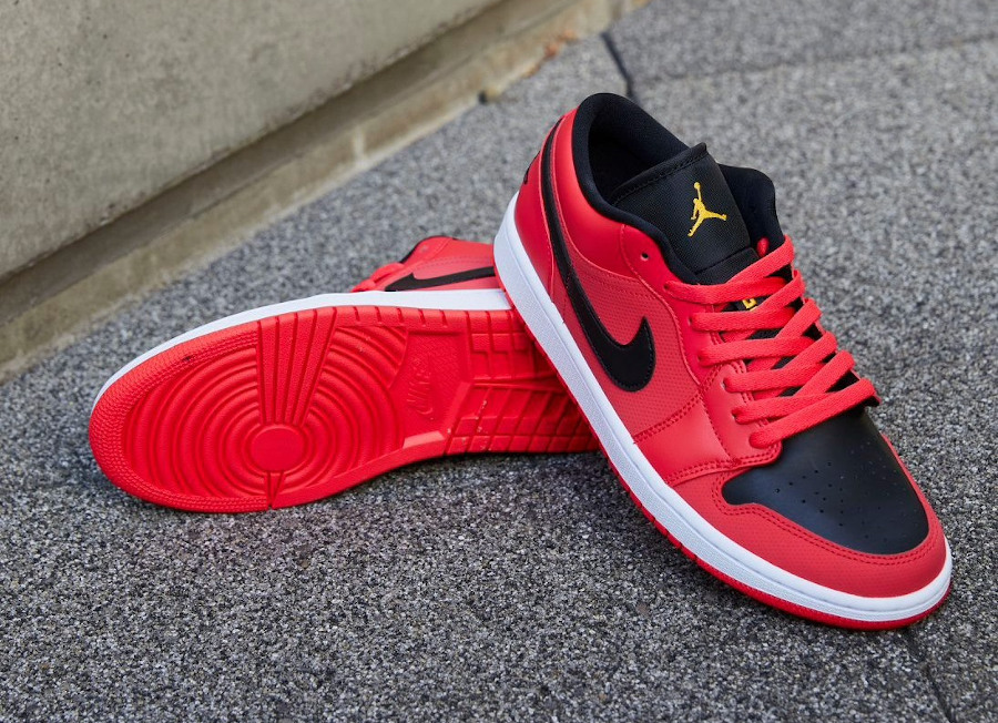Giày Nike Wmns Air Jordan 1 Low 'Siren Red' DC0774-600 - Ảnh 8