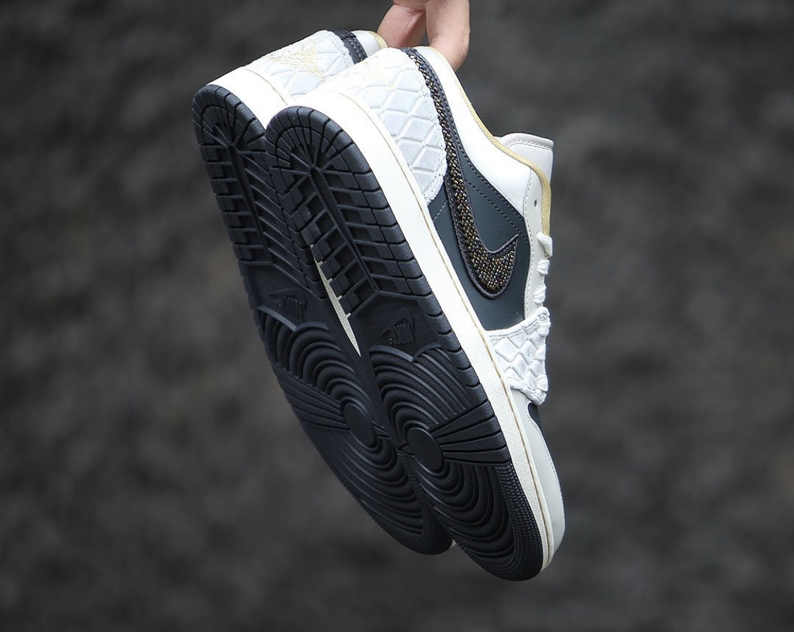 Giay Nike Air Jordan 1 Low 'Beaded Swoosh' DV1762-001