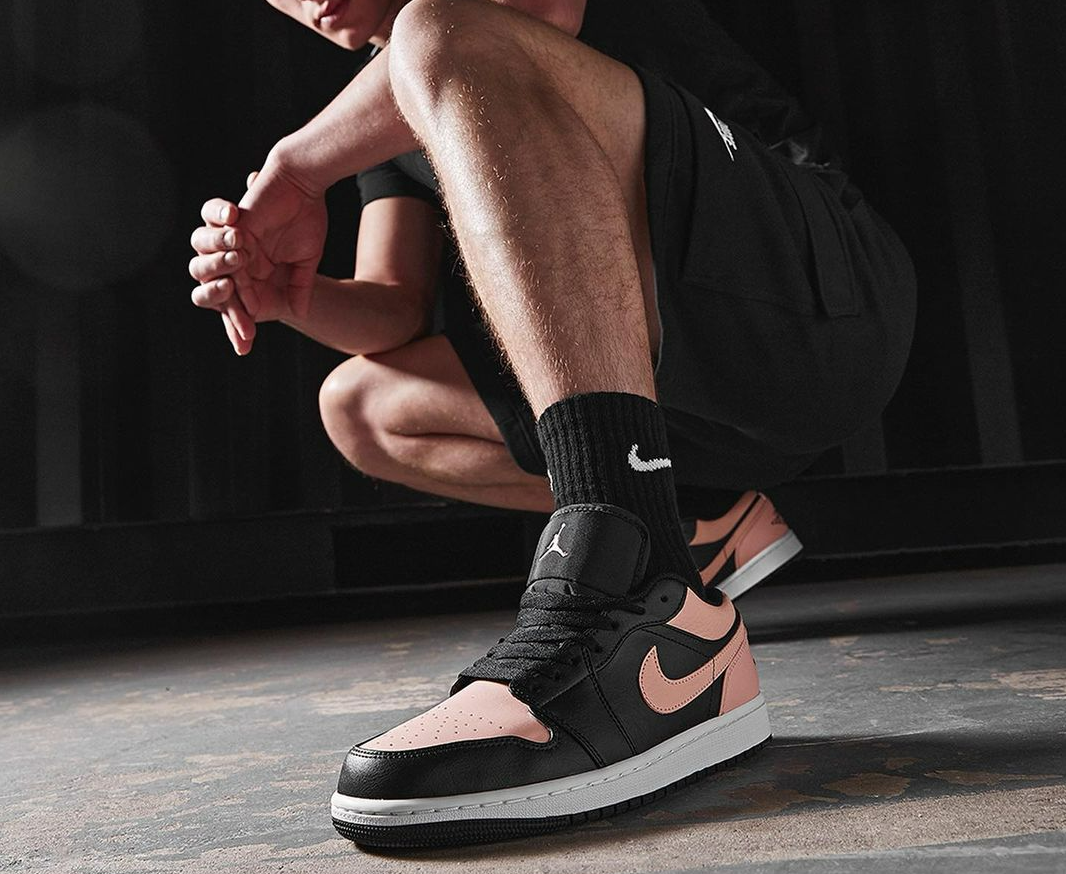 Giày Nike Air Jordan 1 Low 'Crimson Tint' 553558-034 - Ảnh 7