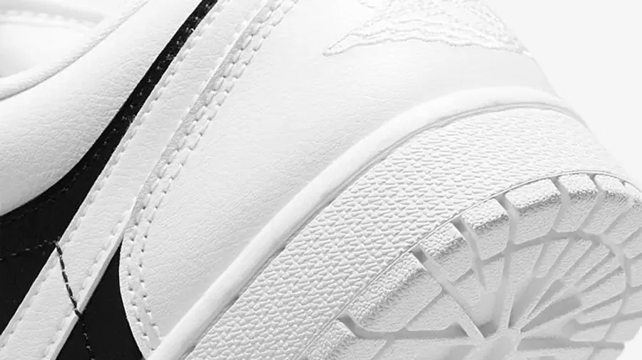 Giày Nike Wmns Air Jordan 1 Low 'Panda' DC0774-100 - Ảnh 11