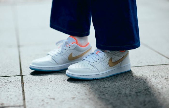 Giày Nike Wmns Air Jordan 1 Low SE 'White Sesame' DC9509-100 - Ảnh 6