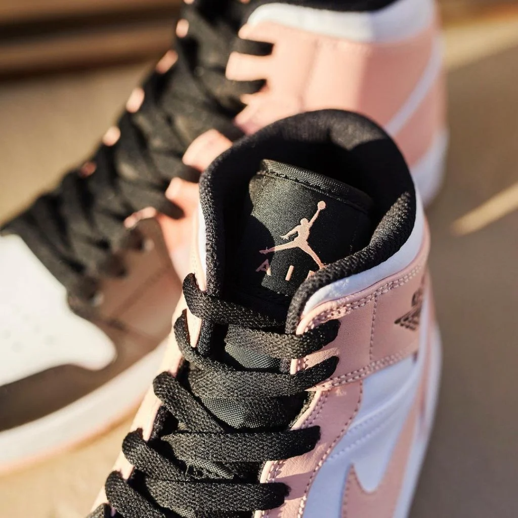 Giày Nike Air Jordan 1 Mid 'Arctic Orange Black Toe' 554724-133 - Ảnh 8