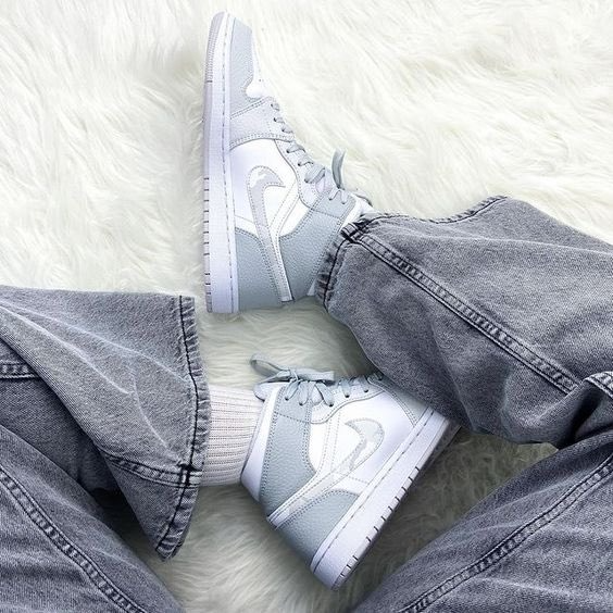 Giày Nike Air Jordan 1 Mid 'Grey Camo' DC9035-100 - Ảnh 2