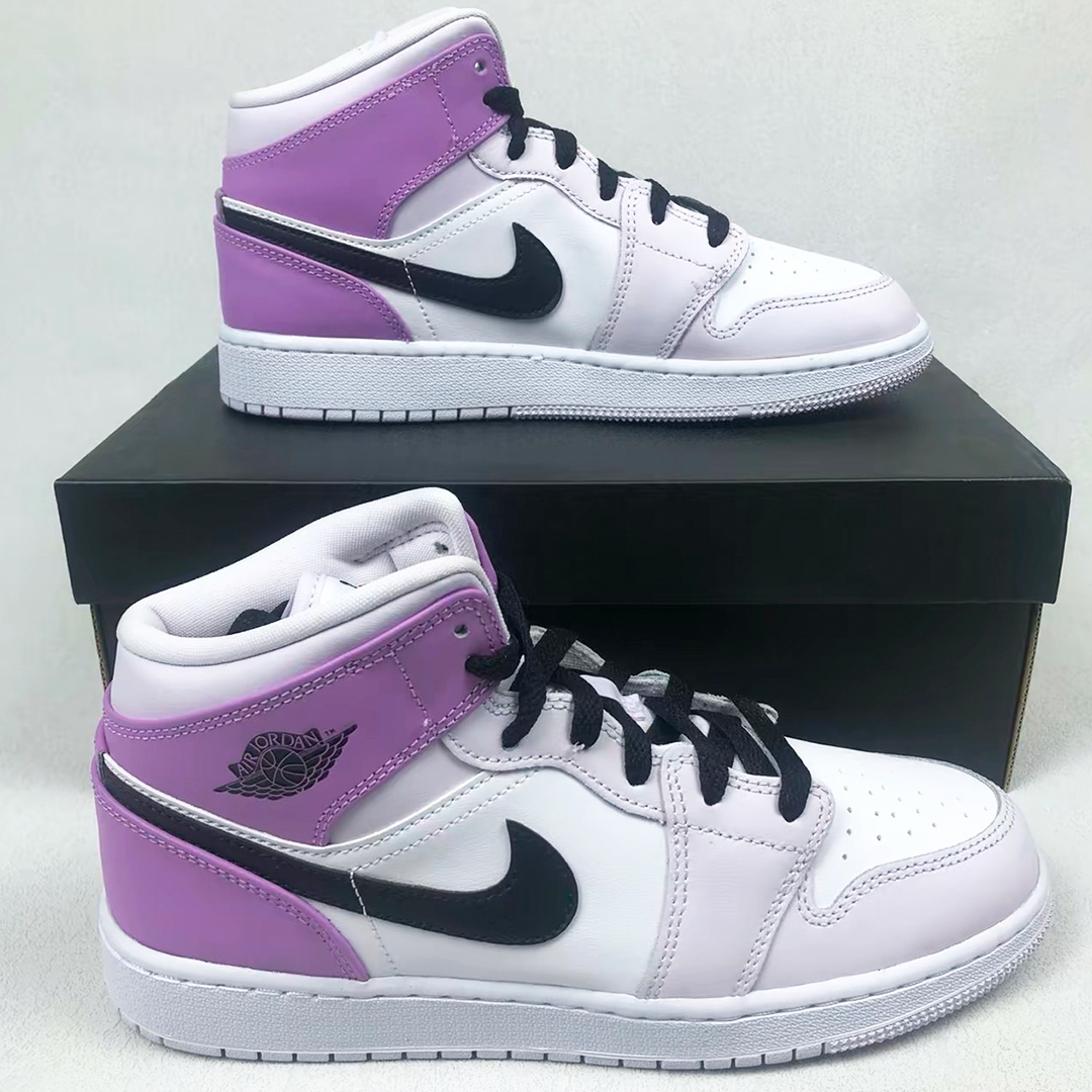 Giay Nike Air Jordan 1 Mid GS 'Barely Grape' DQ8423-501