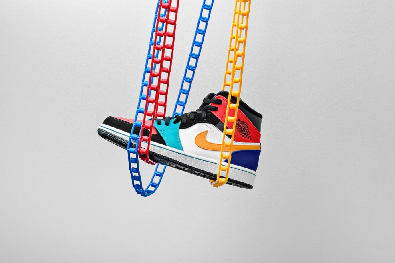 Giày Nike Air Jordan 1 Mid 'Bred Multicolor' 554724-125 - Ảnh 6