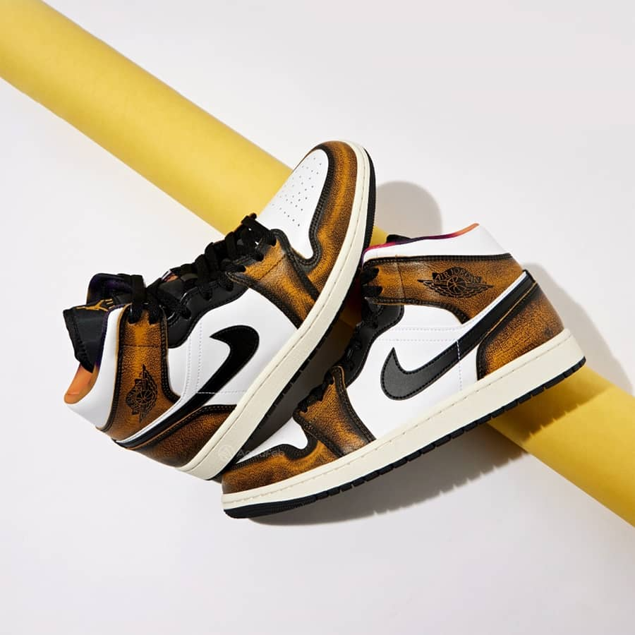 Giay Nike Air Jordan 1 Mid SE 'Orange Wear Away' DQ8417-071