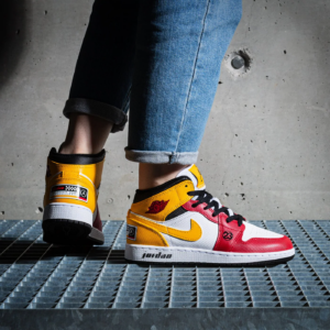 Giay Nike Air Jordan 1 Mid SE 'Motorsports' DJ0336-067