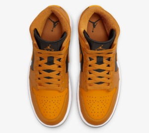 Giay Nike Air Jordan 1 Mid 'Chutney Taxi' BQ6472-700