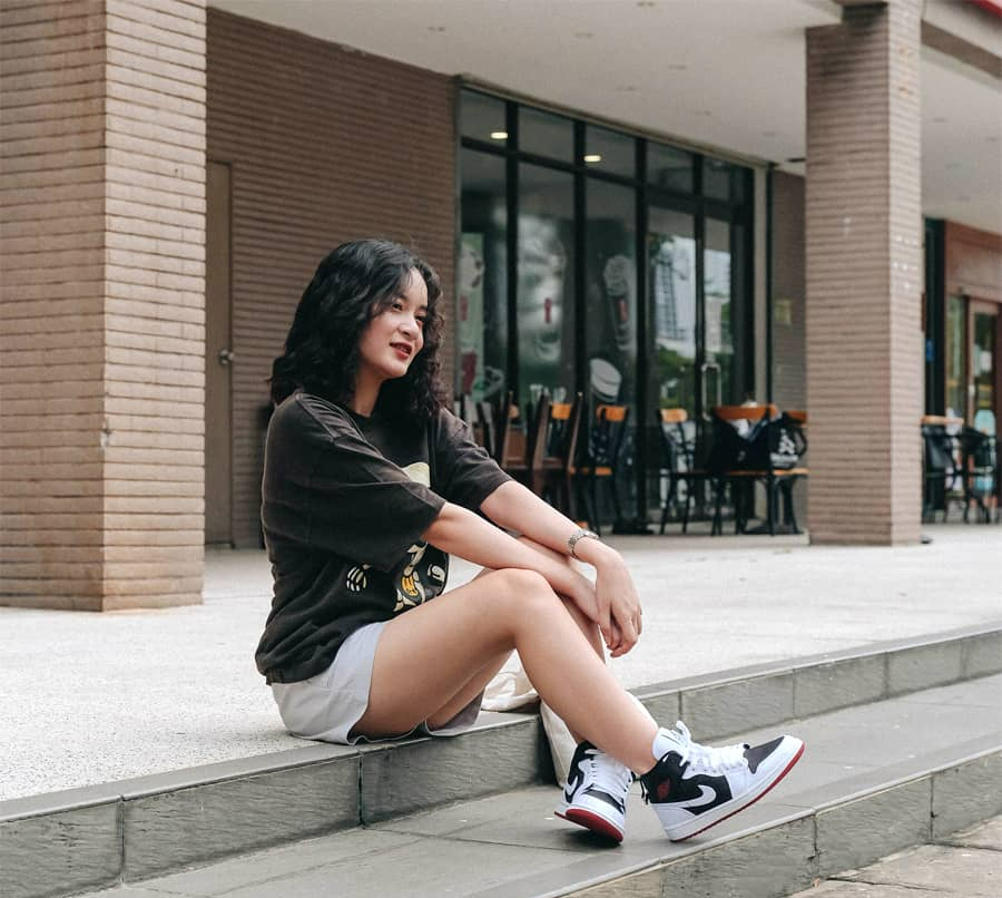 Giày Nike Wmns Air Jordan 1 Mid SE Utility 'White Black Gym Red' DD9338-016 - Ảnh 5