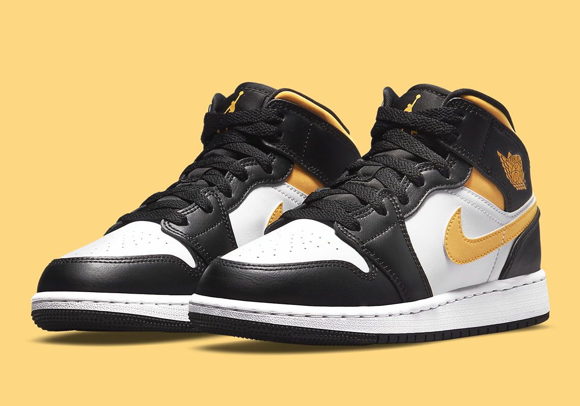 Giày Nike Air Jordan 1 Mid GS 'Black University Gold' 554725-177 - Ảnh 8
