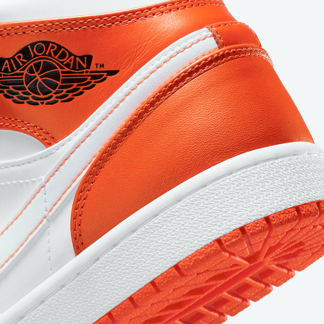 Giày Nike Air Jordan 1 Mid SE 'Electro Orange' DM3531-800 - Ảnh 10