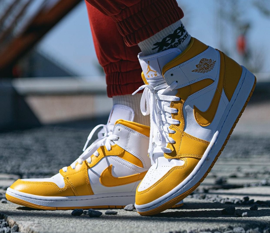 Giày Nike Air Jordan 1 Mid 'Pollen' BQ6472-117 - Ảnh 2