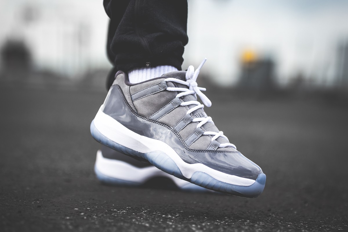 Giày Nike Air Jordan 11 Retro Low 'Cool Grey' 528895-003 - Ảnh 3