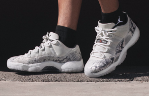 Alternative view of Giày Nike Air Jordan 11 Retro Low 'Light Bone Snakeskin' CD6846-002